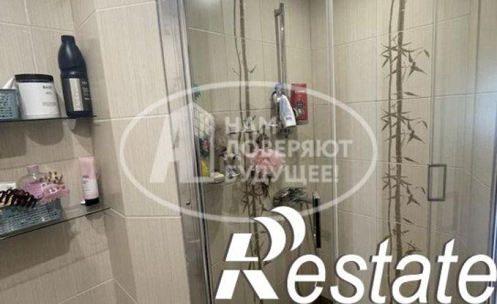 3-комн квартира улица Клары Цеткин, 15,  д. 15