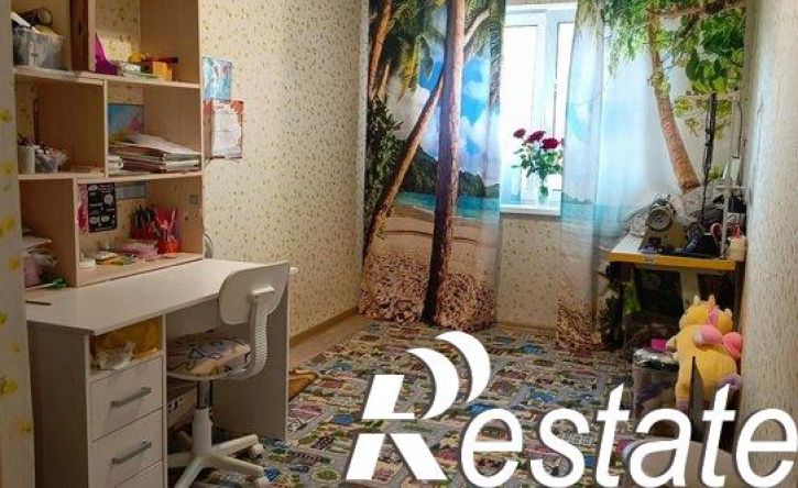 3-комн квартира улица Братьев Игнатовых, 17,  д. 17
