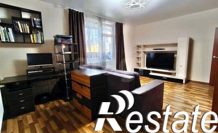 2-комн квартира улица Решетникова, 24,  д. 24