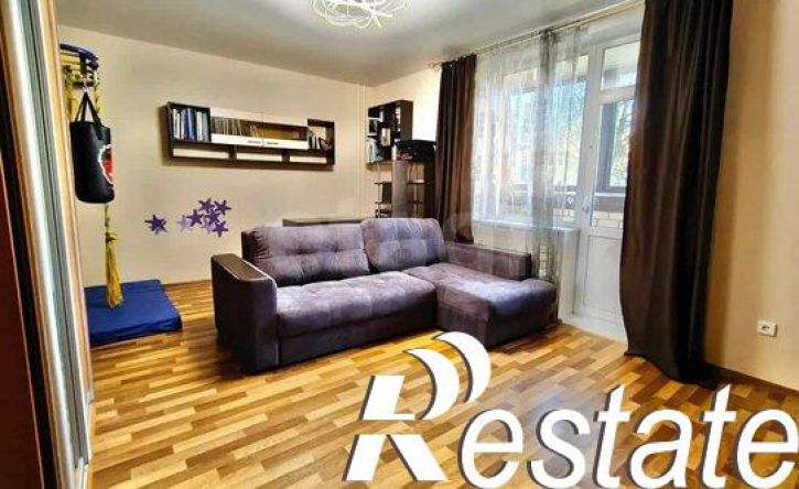 2-комн квартира улица Решетникова, 24,  д. 24