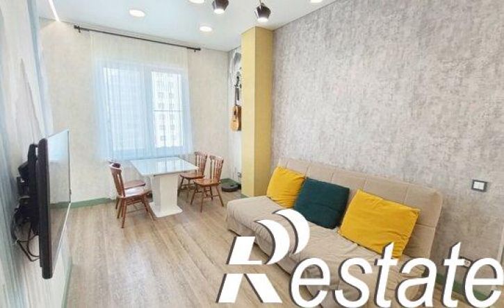 3-комн квартира улица Александра Турчевича, 8,  д. 8