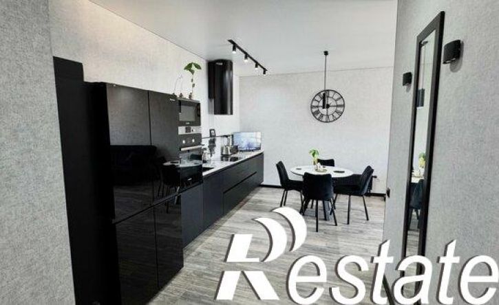 3-комн квартира улица Революции, 48В,  д. 48В