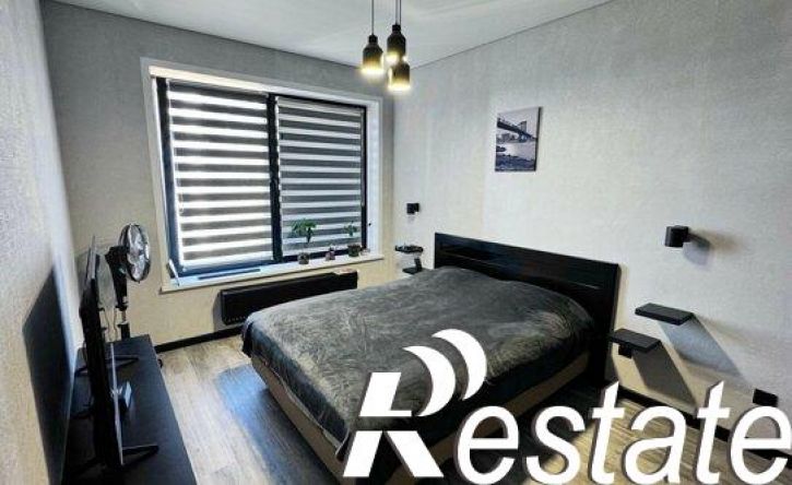 3-комн квартира улица Революции, 48В,  д. 48В