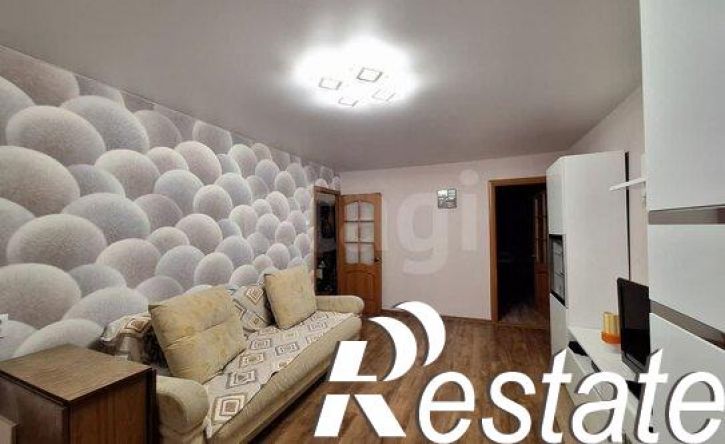 3-комн квартира улица Адмирала Ушакова, 57/2,  д. 57/2