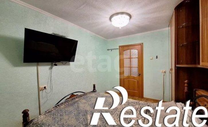 3-комн квартира улица Адмирала Ушакова, 57/2,  д. 57/2