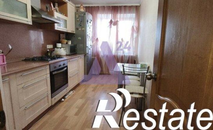 4-комн квартира Екатерининская улица, 48,  д. 48