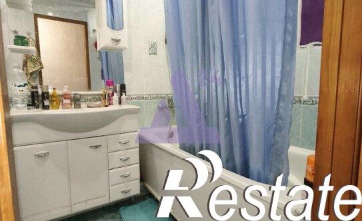 4-комн квартира Екатерининская улица, 48,  д. 48