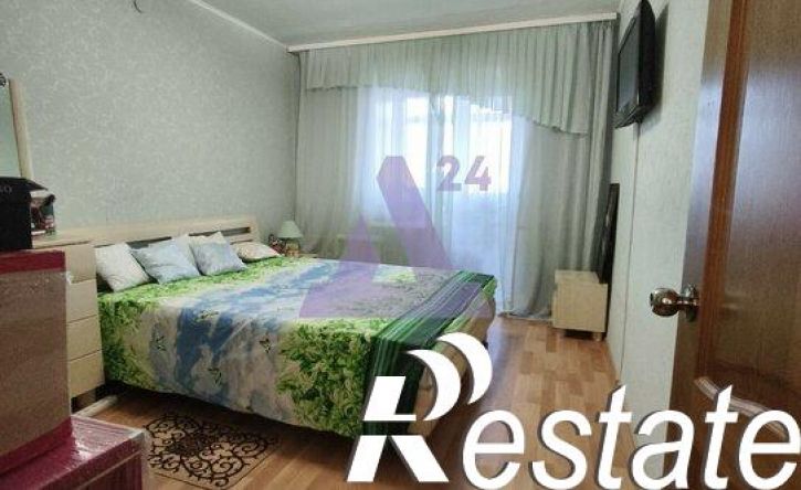 4-комн квартира Екатерининская улица, 48,  д. 48