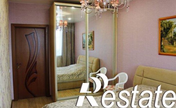 2-комн квартира улица Карпинского, 112,  д. 112