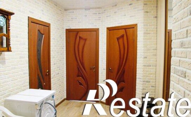 2-комн квартира улица Карпинского, 112,  д. 112
