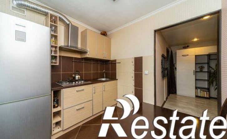3-комн квартира улица Мира, 83,  д. 83
