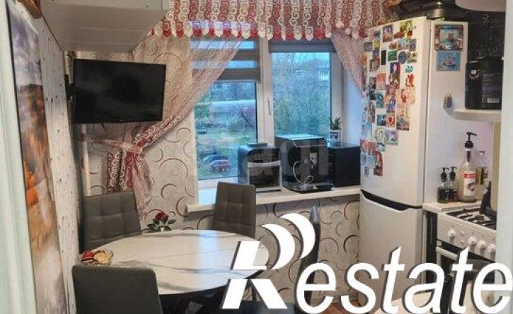 2-комн квартира улица Репина, 27,  д. 27