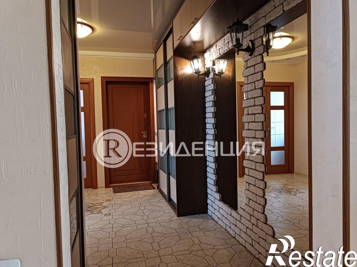 Купить квартиру за 10 990 000 рублей на Гагарина б-р, 70а