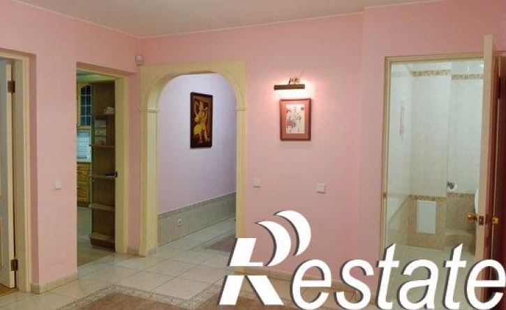 4-комн квартира Сибирская улица, 52,  д. 52