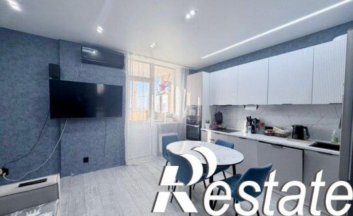 2-комн квартира улица Карпинского, 110А,  д. 110А