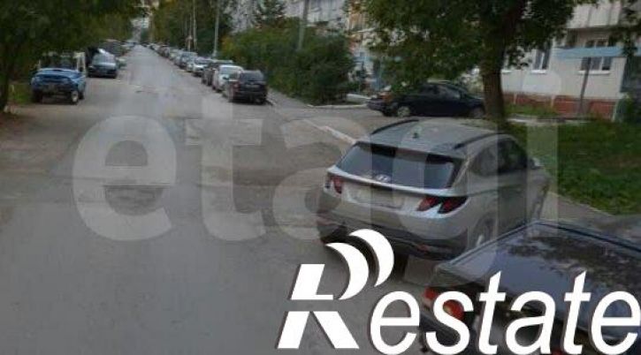 3-комн квартира улица Милиционера Власова, 17/3,  д. 17/3