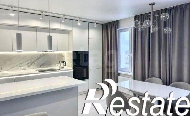 3-комн квартира улица Красные Казармы, 69,  д. 69