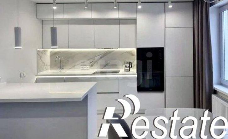 3-комн квартира улица Красные Казармы, 69,  д. 69