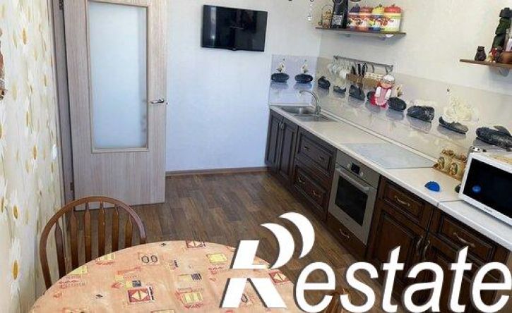 3-комн квартира улица Комбайнёров, 39Б,  д. 39Б