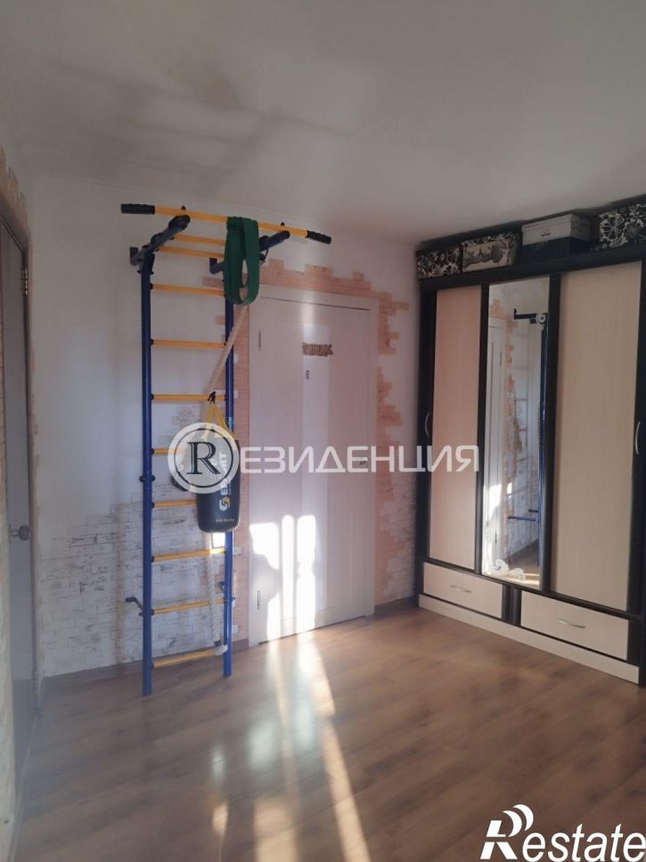 3-комн квартира Адмирала Макарова ул, 22а
