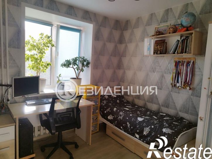 3-комн квартира Адмирала Макарова ул, 22а