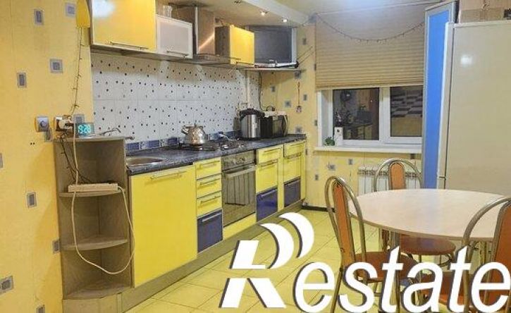 3-комн квартира Уральская улица, 61,  д. 61