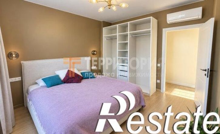 3-комн квартира улица Шмидта, 56Б,  д. 56Б