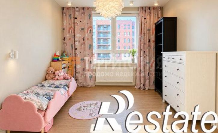 3-комн квартира улица Шмидта, 56Б,  д. 56Б