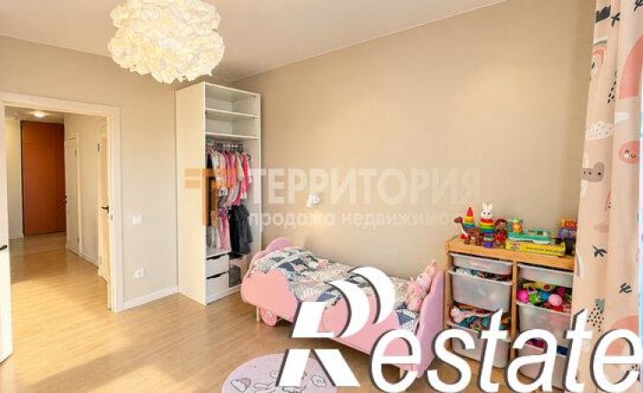 3-комн квартира улица Шмидта, 56Б,  д. 56Б