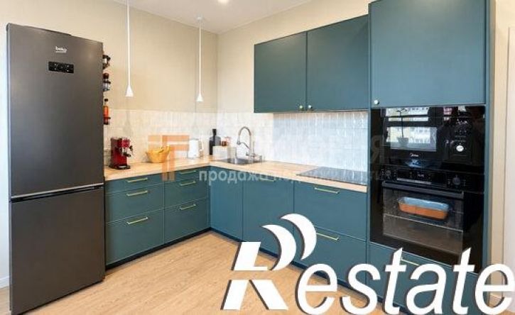 3-комн квартира улица Шмидта, 56Б,  д. 56Б