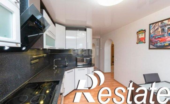 3-комн квартира улица Адмирала Ушакова, 36,  д. 36
