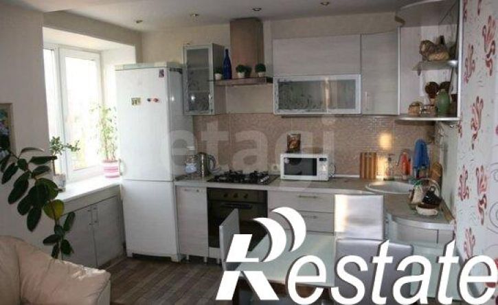 2-комн квартира улица Луначарского, 90,  д. 90