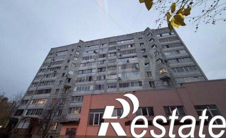 2-комн квартира улица Революции, 8,  д. 8