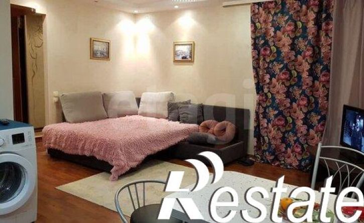 2-комн квартира улица Луначарского, 90,  д. 90