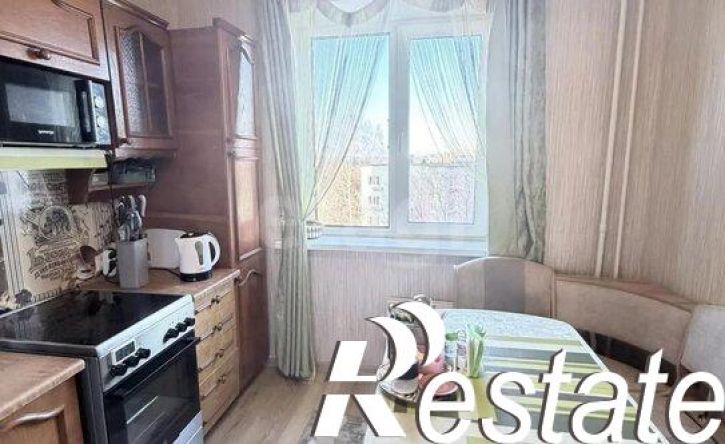 3-комн квартира улица Академика Веденеева, 15,  д. 15