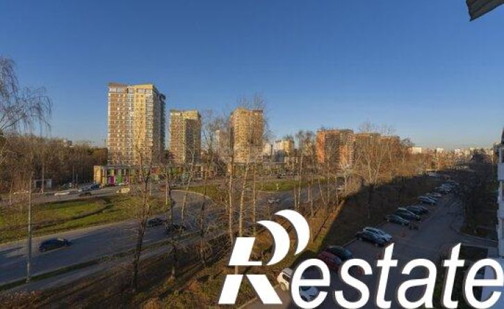 3-комн квартира шоссе Космонавтов, 121,  д. 121