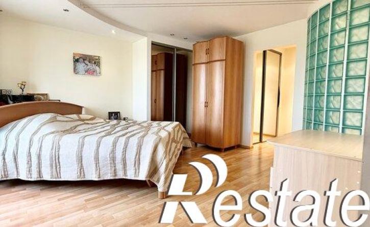 4-комн квартира улица Вильямса, 24,  д. 24