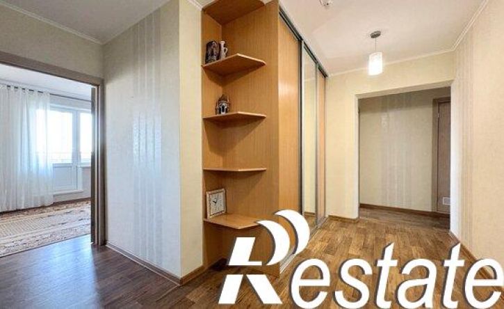 3-комн квартира улица Комбайнёров, 39Б,  д. 39Б