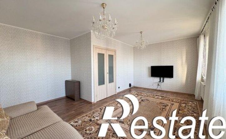3-комн квартира улица Комбайнёров, 39Б,  д. 39Б